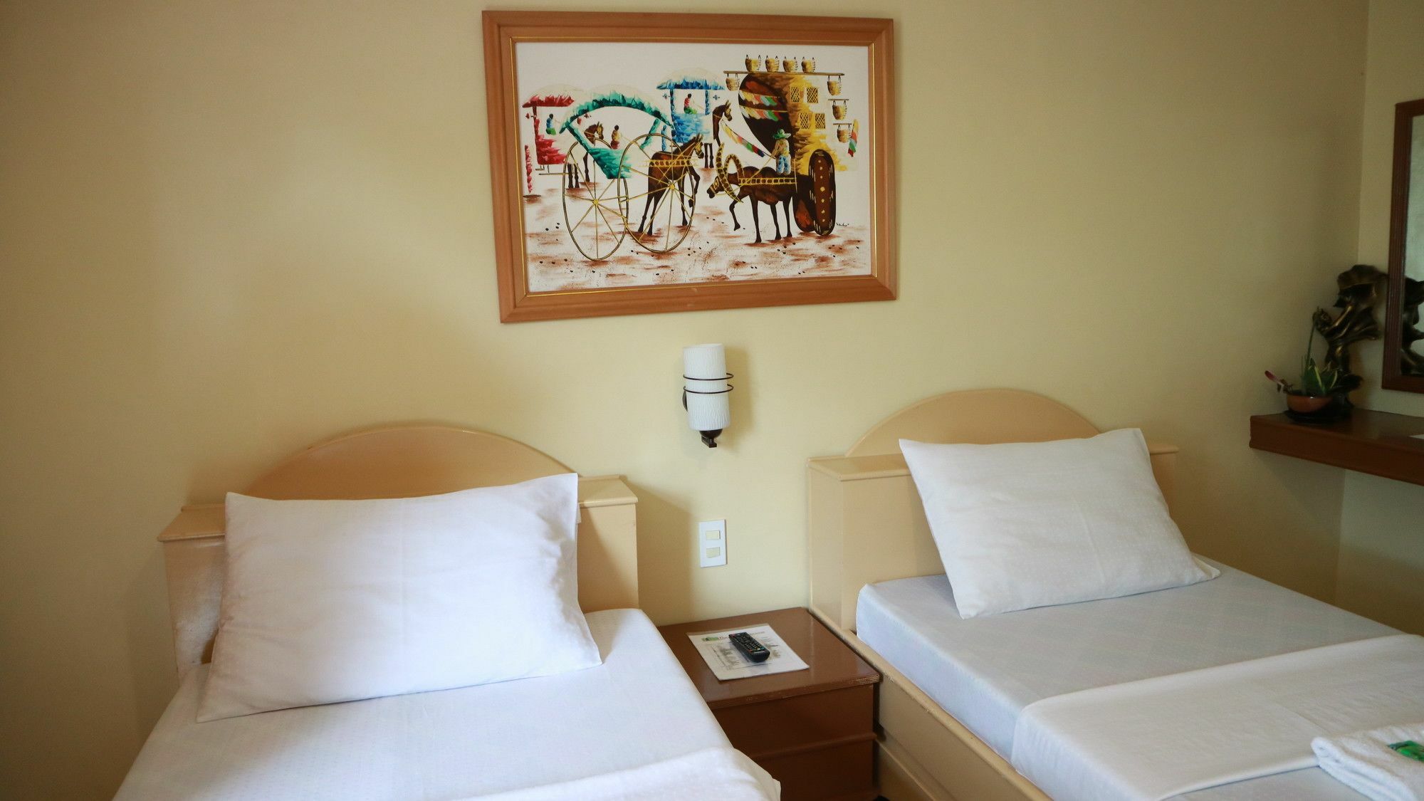Danel Pensionne House Таклобан Екстериор снимка