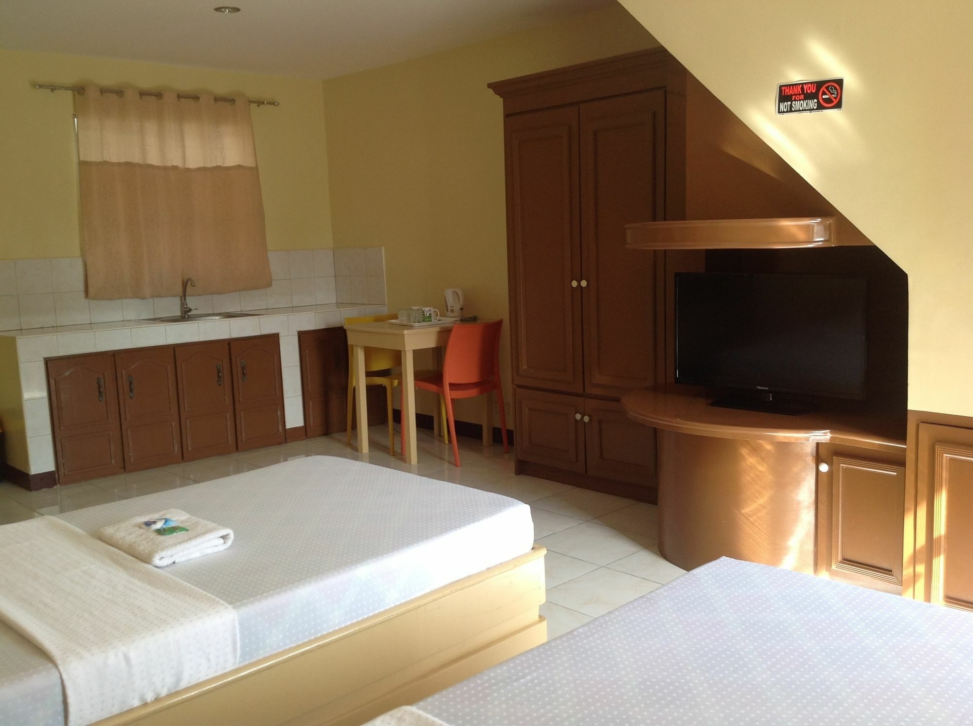 Danel Pensionne House Таклобан Екстериор снимка